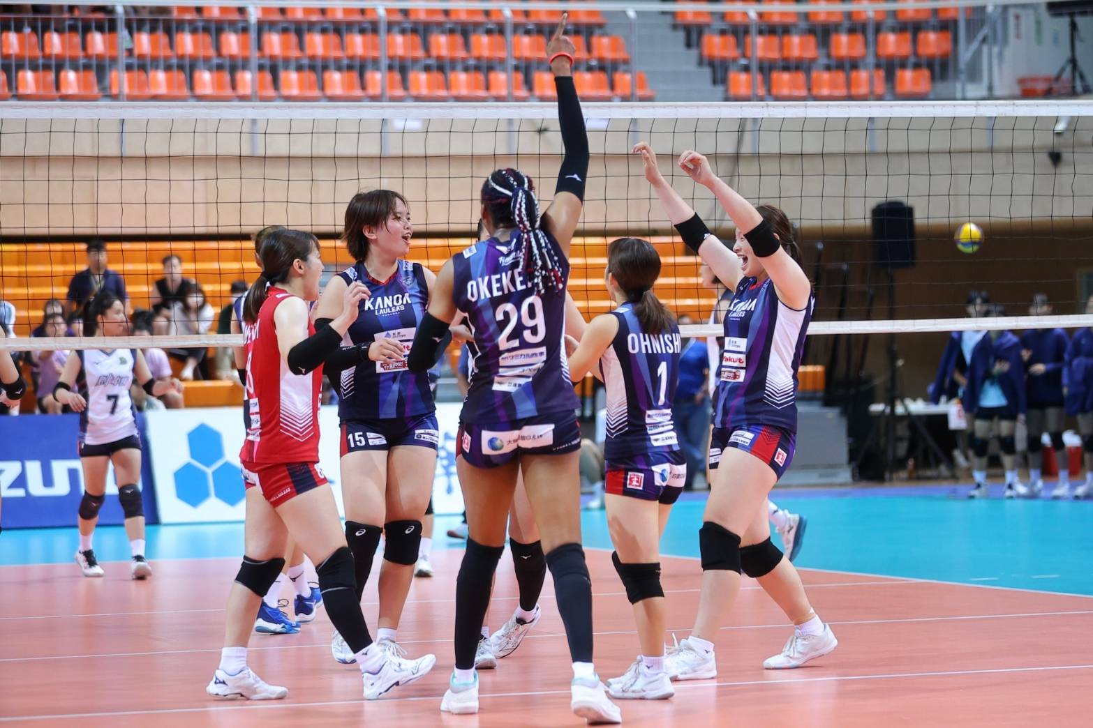 試合中のカノアラウレアーズ福岡